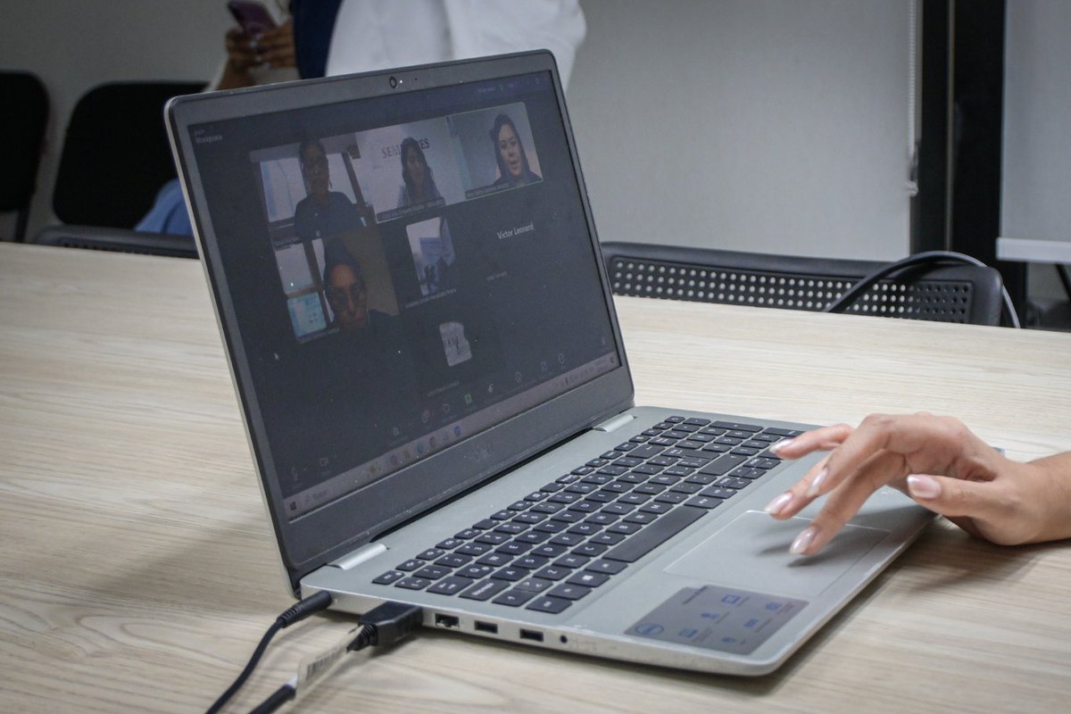 Escuchar a las mujeres es una tarea urgente y transformadora.

Participé en la reunión virtual convocada por la Secretaría de las Mujeres del Gobierno de México (<a href="/mujeresgobmx/">Secretaría de las Mujeres</a>), como parte de los trabajos previos a las asambleas “Voces por la Igualdad y Contra las Violencias”,