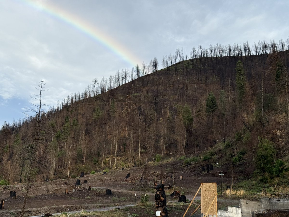 Flash flood warning here in Ruidoso. Rainbow forming over the South Fork Fire burn scar, one of the areas of concern over the next several hours. #NMwx