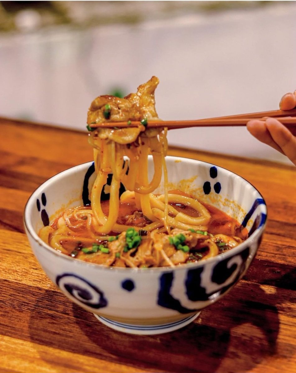 ☔️🌾🌾쌀쌀하고 축축한 날씨엔 모다??

따끈 후끈 된장고기우동 드시러 오시소 😎
올해는 여름에도 사시사철 절찬판매중 !

네이버 스마트스토어에서도 된장고기우동 밀키트 판매중😙

한 뚝배기 하러 오세요 🫡