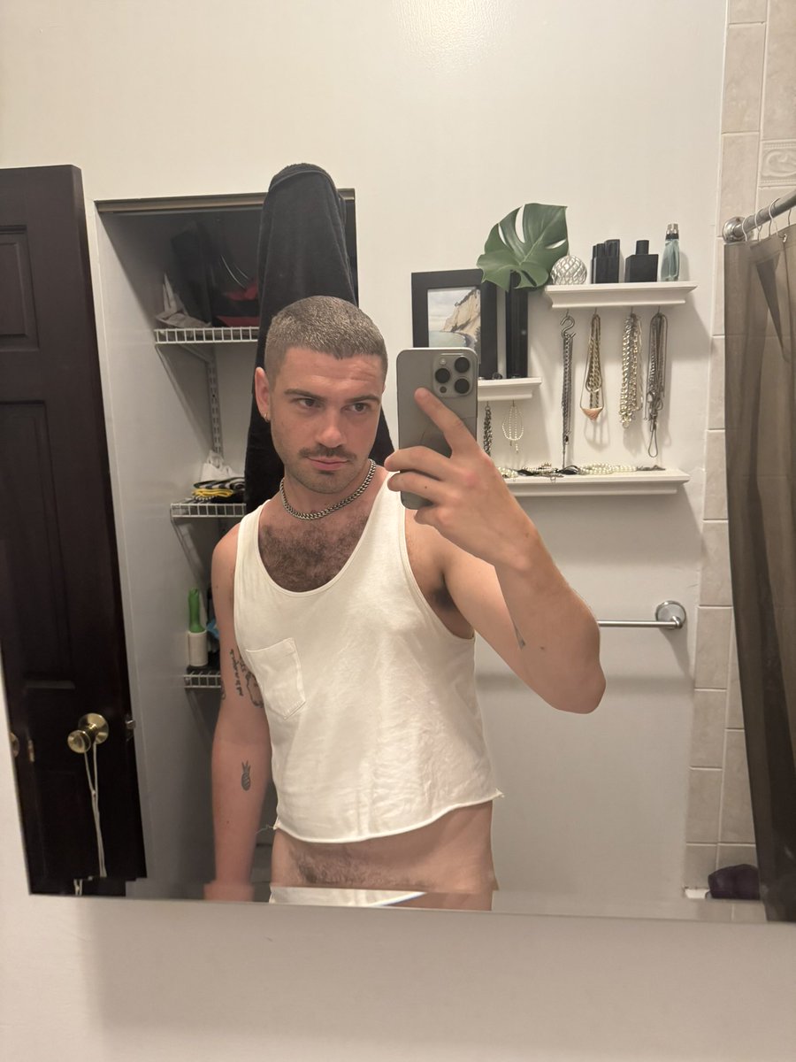 chislvt's tweet photo. Hey y’all, been a minute https://t.co/eIQnN2b5uM