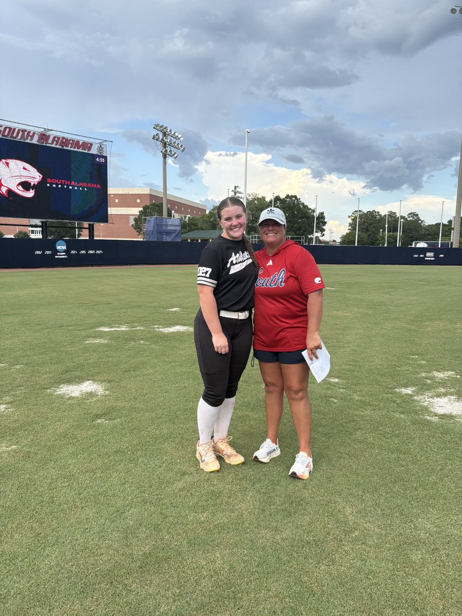 kayleigh_jacks's tweet image. Another great camp at @SouthAlabamaSB is in the books!! Always enjoy the opportunity to compete and learn at Jaguar Field. Go Jags!! 🐆🥎
@BSherSB @MaxPreps @SBRRetweets @StinaMcC7 @ExtraInningSB @BclarkUSA