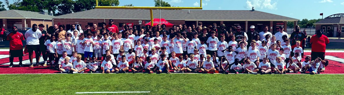 Finished a fantastic youth camp today &amp; excited for the future!  Thanks to all of the volunteers, parents and coaches for their time and commitment this week.  #1Tribe