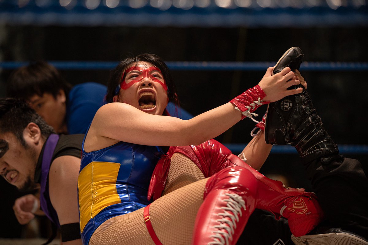 You can hurt me, but you can't take me alive. 🦸🏻‍♀️

#PinoyWrestling 🇵🇭 #PinayWrestling