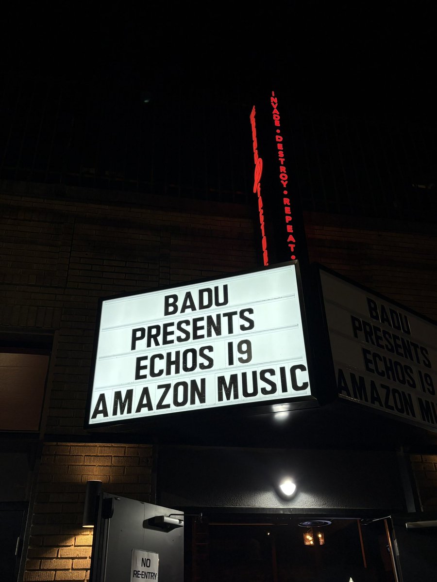 juicyjackiie's tweet image. Another fun one with our Amazon Music friends! @740project

Pisces Queen Magic in real time ✨♓️🧜‍♀️🪄
@erykahbadu