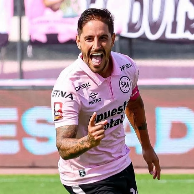StamosHartos360's tweet photo. Actualmente el jugador mas influyente en una campaña, es Joao Villamarín  en el 2021 con 13 goles y 4 asistencias. Hohberg a 1 gol o asistencia de igualar lo hecho en el 2021. Por otro lado, Hohberg aún no acaba su participación en el Apertura 2025 y supera largamente a todos. https://t.co/44Vjf9ZDCv