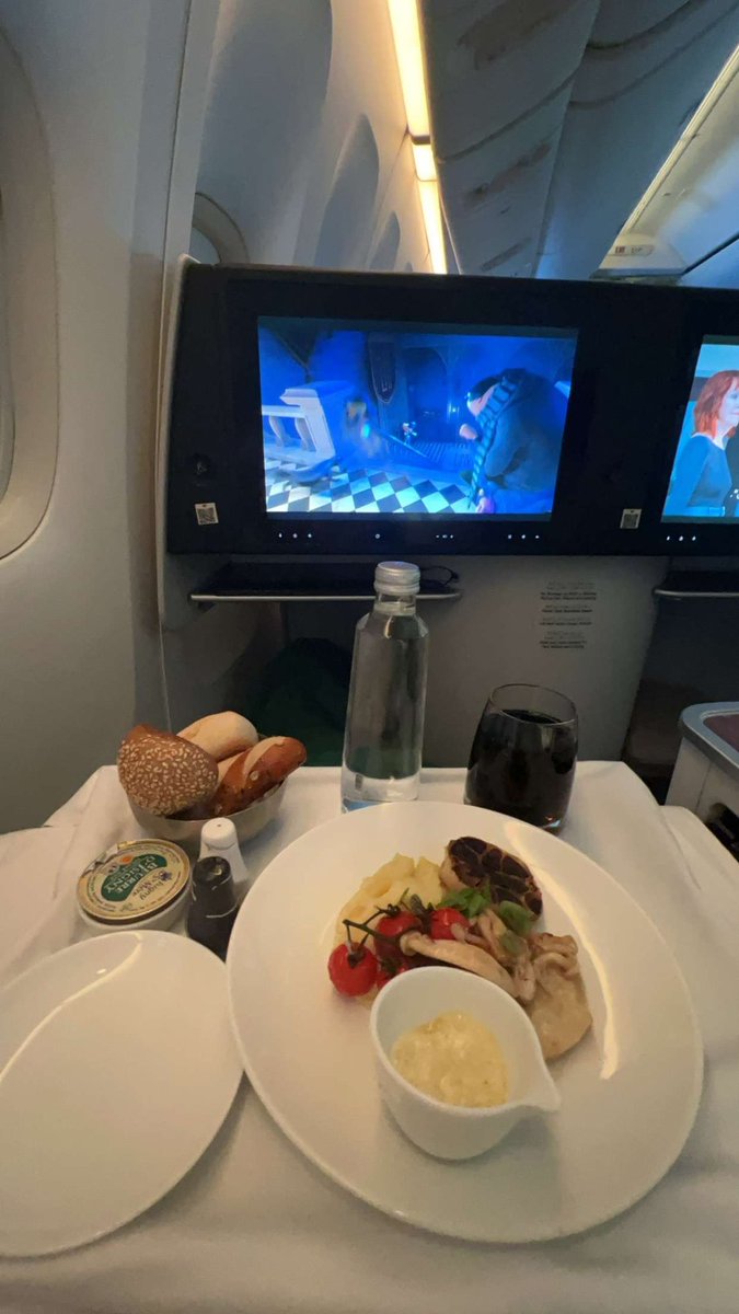 vmav's tweet image. ✈️✈️