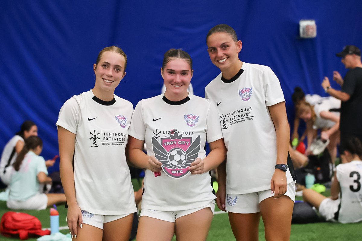 4-1 win vs @lk_stclair in our League Cup Semifinal! #troycitywfcfamily🩷⚽️🩷 

PLAYERS OF THE MATCH WITH A GOAL AND ASSIST EACH!! @emersonlukomski <a href="/sabrina/">สะบรีนะ sabrina</a>.g.4 @emilyymendrick 

BOTH <a href="/MPSL_Soccer/">MPSL</a> Troy City WFC teams are in the FINAL on July 12th! 

A true Troy City Derby…LETS GO
