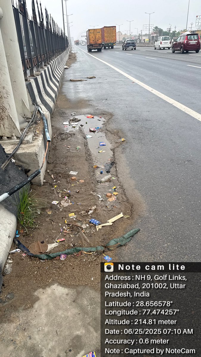 prabhat_speakin's tweet photo. @NHAI_Official Poor road maintenance &amp; cleaning on expressway 😒 Is this what we pay toll &amp; taxes for? 🚧💸 Feels like our money's not being used effectively 🤕 #HighwayMaintenance #TollTaxes #InfrastructureMatters #delhimeerut near @LandCrafts #GolfLinks https://t.co/n6Ay9egJMA