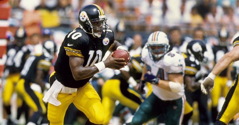 Q&amp;A: Former NFL QB Kordell Stewart on becoming a high school OC 🏈

🔗: on3.com/high-school/ne…