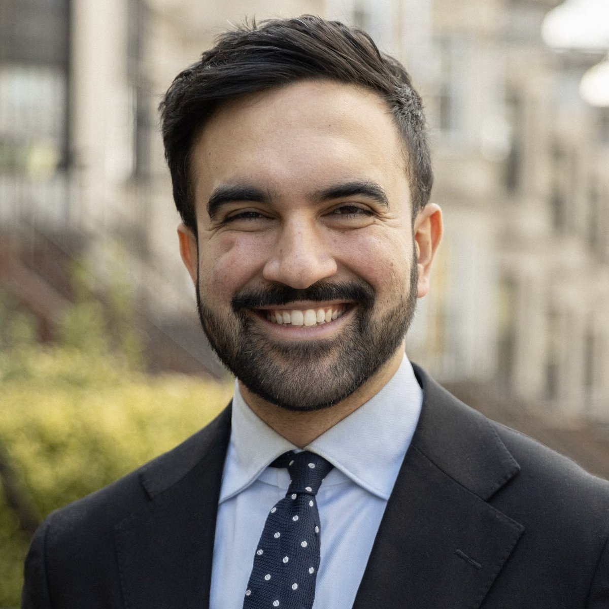 Andrew Cuomo concedes New York City Democratic mayoral primary to Zohran Mamdani.