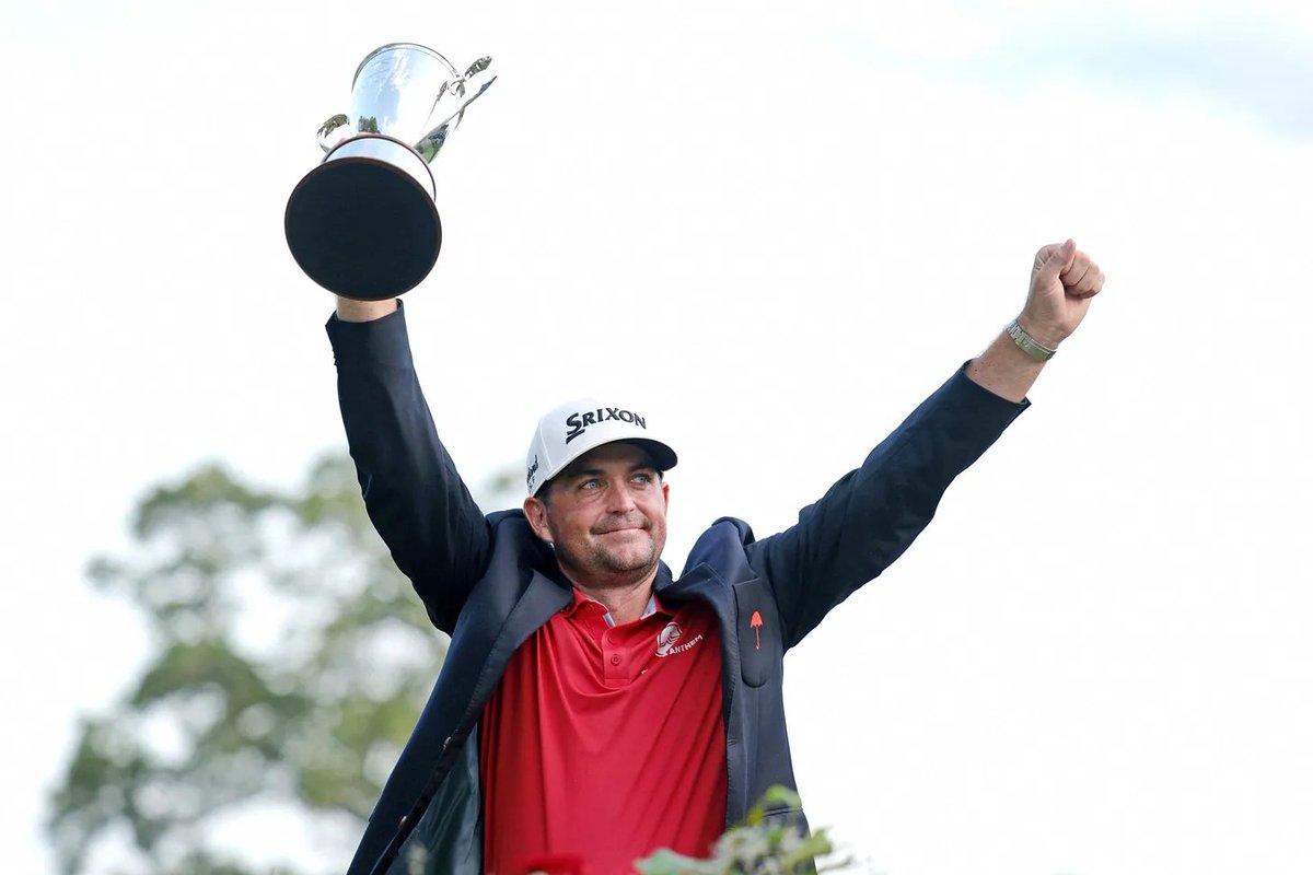 Hindustan Times (@hindustantimes) on Twitter photo In today's #HTFairwaysandGreens
🇺🇸 Keegan Bradley's Ryder Cup Dilemma:
* 🏆 Wins Travelers
* 🔼 Jumps to #9 in US rankings
* 🎯 Captain... or playing captain?
* 🤔 "I never planned on playing, but now... we'll see"
<a href="/TheJoyofGolf/">Joy Chakravarty</a> writes
open.substack.com/pub/golfht/p/c… In today's #HTFairwaysandGreens
🇺🇸 Keegan Bradley's Ryder Cup Dilemma:
* 🏆 Wins Travelers
* 🔼 Jumps to #9 in US rankings
* 🎯 Captain... or playing captain?
* 🤔 "I never planned on playing, but now... we'll see"
<a href="/TheJoyofGolf/">Joy Chakravarty</a> writes
open.substack.com/pub/golfht/p/c…