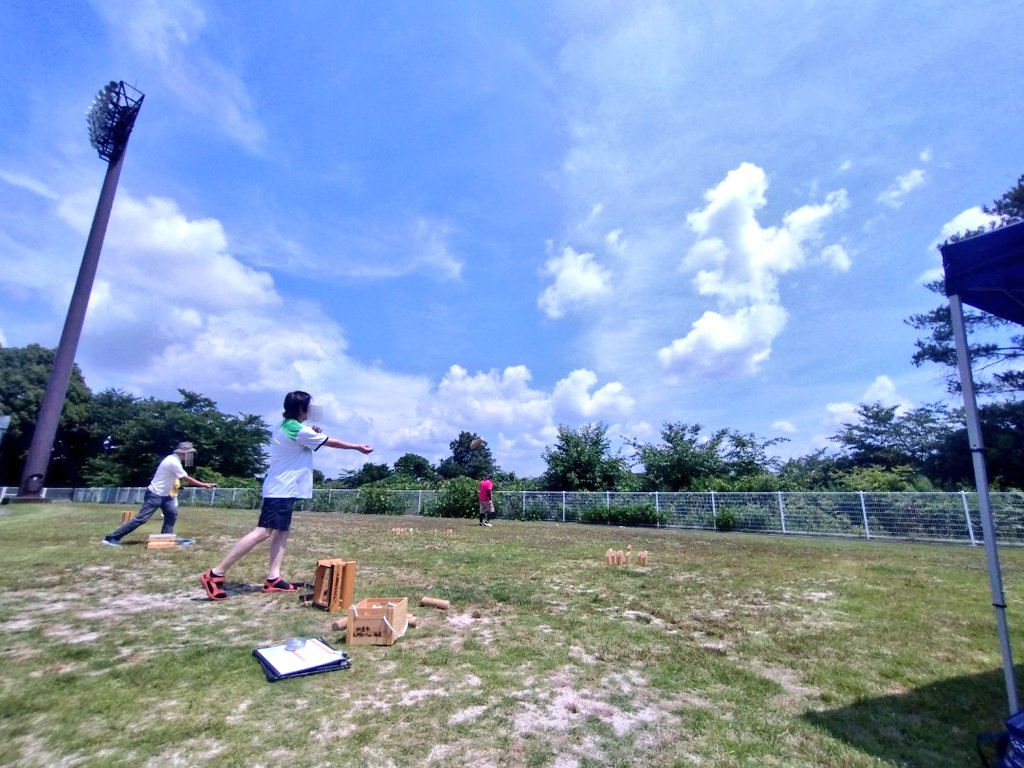 funnytable1's tweet photo. 先日「日進市レクリエーション協会」さんの『モルック体験会』に遭遇𓃡𓃡
昨秋にもお会いしましたが今年も月1で開催中とのこと!!

幅広い年齢層で和気あいあいと楽しまれている協会さんです♫
詳細は『日進市レクリエーション協会』HPへ。
「市外の方もお気軽にご参加ください」とのとこでしたよ👍 https://t.co/FhtYEeRSrG