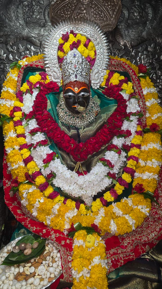 karunapati10's tweet image. 🙏🙏प्रातः माँ शारदा प्रातः कालीन दर्शन 🙏🙏
#WednesdayIsWednesday 
#casefire 
#INDvsENG