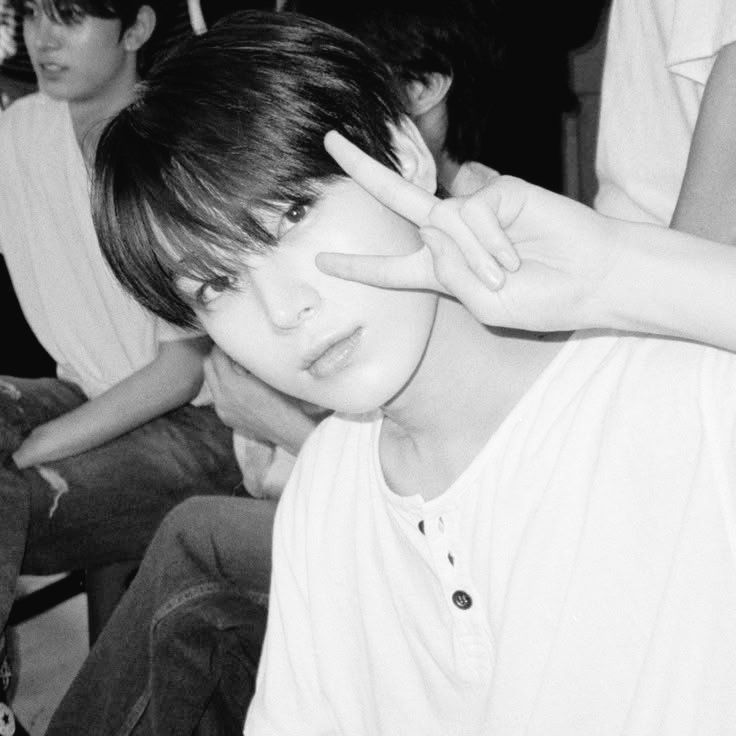 Temptation 🔞
- jk x sn

🔗: privatter.me/page/685b63f67…
hint: lowercase, song