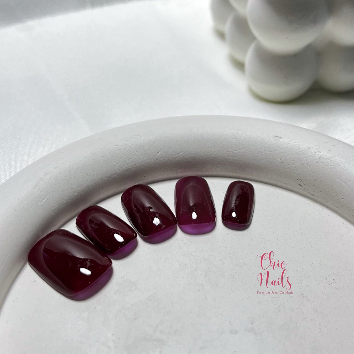 CUSTOM PRESS-ON NAILS tweet media