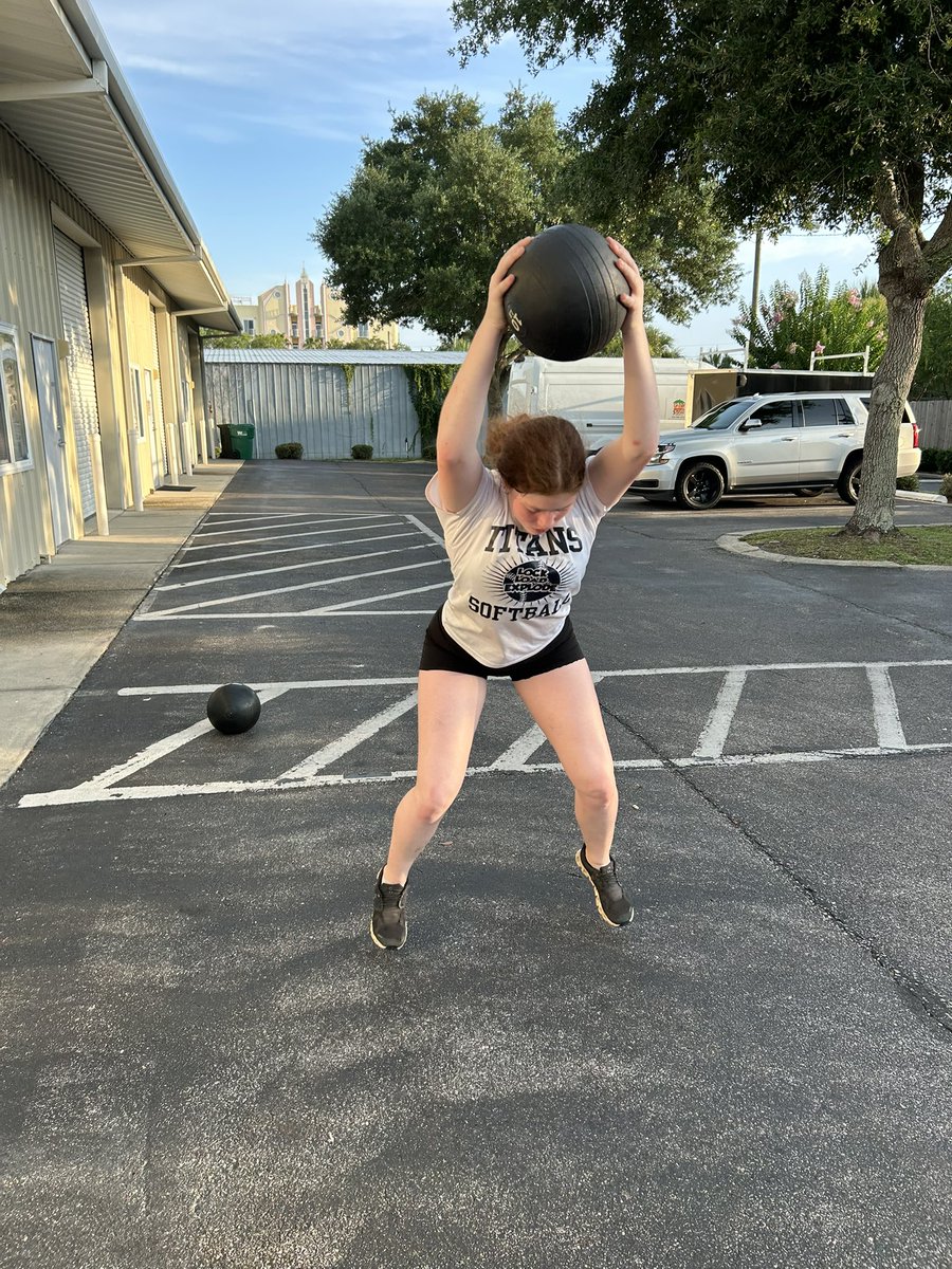 Foundations850's tweet image. You Can’t Shoot A Cannon From A Canoe! And You Don’t Develop D-1 Power on Accident!
#foundations850 #athleticperformancetraining #speedtraining #destinfl