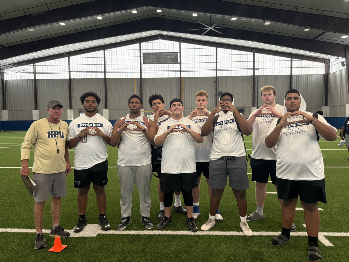 ZyKing Britton (@zyking2026) on Twitter photo Had an great time at the Howard Payne Camp. Great to see all my teammates get offered. <a href="/CoachEastmanHPU/">John Eastman</a> <a href="/CoachGipson11/">Coach Gipson</a> <a href="/CoachKnapczyk/">Hunter Knapczyk</a> <a href="/CoachDre88/">CoachDre88</a> <a href="/BmtUnitedFtbl/">United Timberwolves 🏈</a> <a href="/_CoachBeverly/">Alfred Beverly III</a> Had an great time at the Howard Payne Camp. Great to see all my teammates get offered. <a href="/CoachEastmanHPU/">John Eastman</a> <a href="/CoachGipson11/">Coach Gipson</a> <a href="/CoachKnapczyk/">Hunter Knapczyk</a> <a href="/CoachDre88/">CoachDre88</a> <a href="/BmtUnitedFtbl/">United Timberwolves 🏈</a> <a href="/_CoachBeverly/">Alfred Beverly III</a>