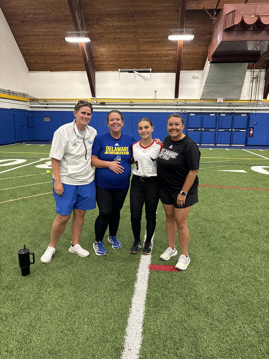 Thank you Delaware Softball for the amazing camp today. I learned so much from all of the coaches and players, and had a great time seeing the campus! <a href="/CoachJenSteele/">Jen Steele</a> <a href="/CoachBellisari/">Amy Bellisari</a> <a href="/Delaware_SB/">Delaware Softball</a> <a href="/NYNighthawksSB/">NY Nighthawks Softball</a>