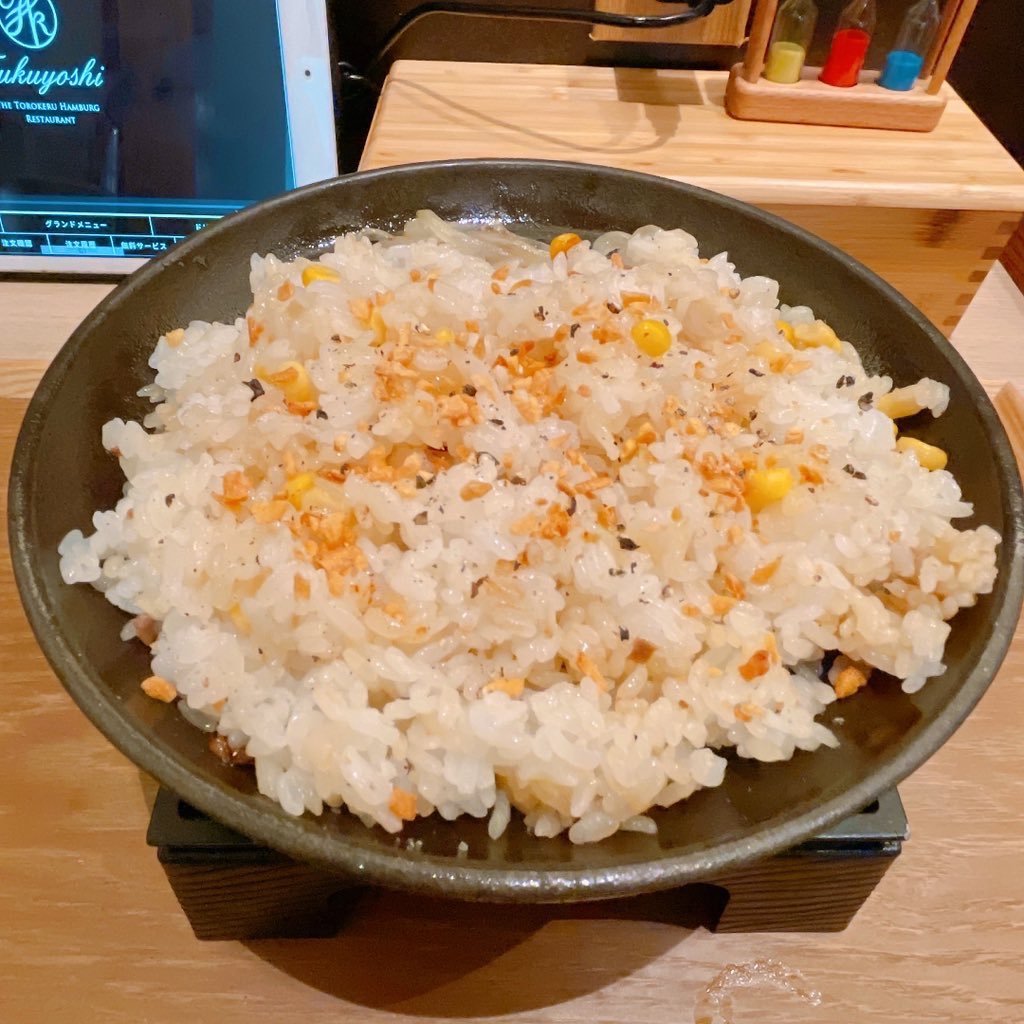 sky_hima26's tweet image. -ˏˋ平日ᴸᵘᴺᑦᴴ 🍽𓈒𓂂𓏸

『#とろけるハンバーグ福よし 浅草蔵前店』ｻﾝで
数量限定の和牛ハンバーグと白タンステーキ𝕤𝕖𝕥
いただきました♪¨̮
白タンは1本から5%しかとれない極上部位
なんだって！柔らか⋯旨味すご⋯⟡.*

おひつご飯もうれしい♡ᴵ ᴸᵒᵛᵉ 🍚⋆*
〆はガーリックライス🧄ˎˊ-
