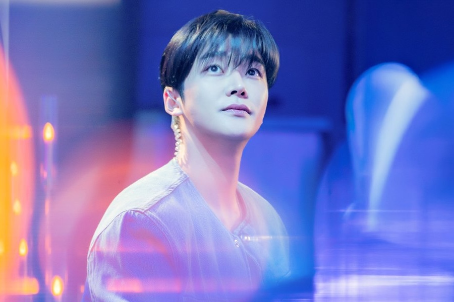 #Rowoon Hosts Music Talk Show Featuring #HaYooJoon And #LeeSeungHyub In “#SpringOfYouth”
soompi.com/article/175498…