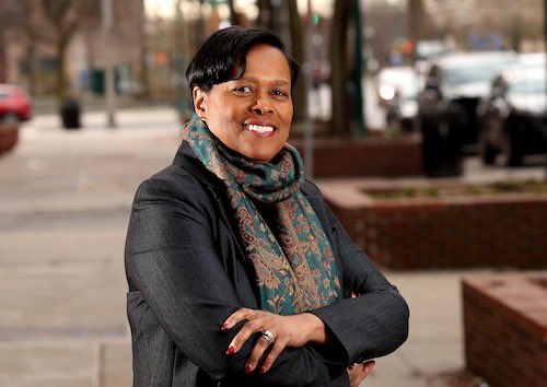 Luke Radel (@lukeradel) on Twitter photo RACE CALL: <a href="/CitrusTVNews/">CitrusTV News</a> projects Deputy Mayor Sharon Owens will win the Democratic primary to become the next mayor of Syracuse.
Owens is an SU alum and former student athlete on the women’s track and field team. If she wins in November, she’ll be the city’s first Black mayor. RACE CALL: <a href="/CitrusTVNews/">CitrusTV News</a> projects Deputy Mayor Sharon Owens will win the Democratic primary to become the next mayor of Syracuse.
Owens is an SU alum and former student athlete on the women’s track and field team. If she wins in November, she’ll be the city’s first Black mayor.