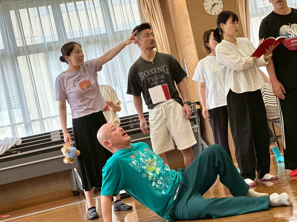 Kotaro_Sumi's tweet photo. #大遺作
稽古開始しております。
先輩達が芝居で、ダンスで汗をかいている姿がとにかくかっこいいです。
ぜひご来場ください
#たまプロ本多

こりっち
https://t.co/83Bmp1TeQ9

ゲキラブ
【Android】
https://t.co/4ei6zXuRa1…
【iPhone】
https://t.co/f7FfEg9Bp7%… https://t.co/BWHiMJAdXJ