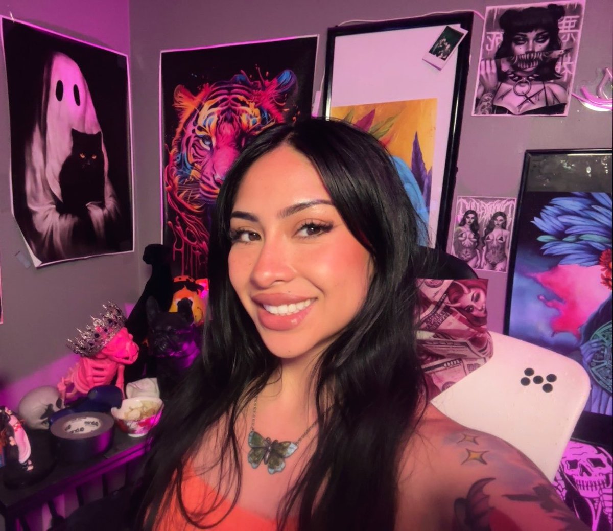 OMG 😳 
Twitch.tv/itzDania
