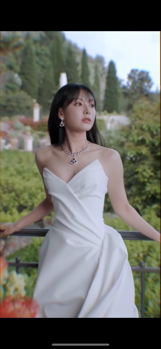 woniihav's tweet photo. 💃🤍

#김지원 #KimJiWon https://t.co/mhF1iyRinU
