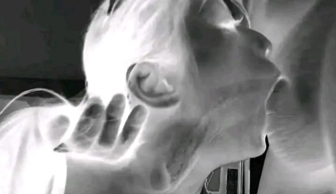 Pareja Amigable tweet media