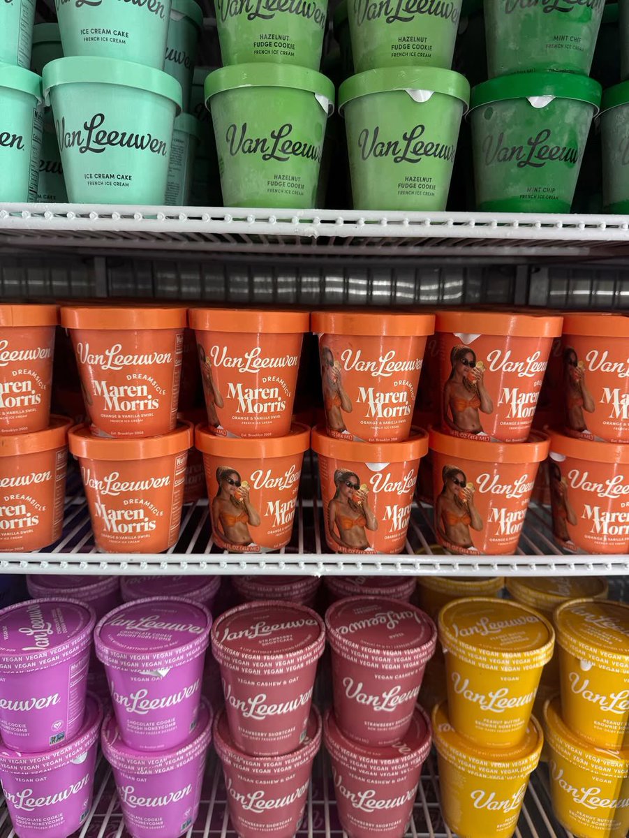 MarenMorris's tweet image. my flavor collaboration with @vanleeuwen “dreamsicle” is officially in their stores today for a limited time. go have a taste of your childhood 🍦🍊