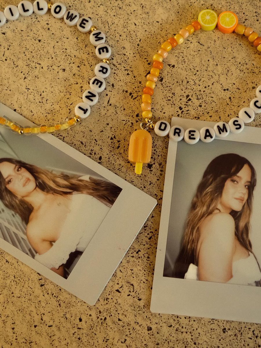 MarenMorris's tweet image. my flavor collaboration with @vanleeuwen “dreamsicle” is officially in their stores today for a limited time. go have a taste of your childhood 🍦🍊