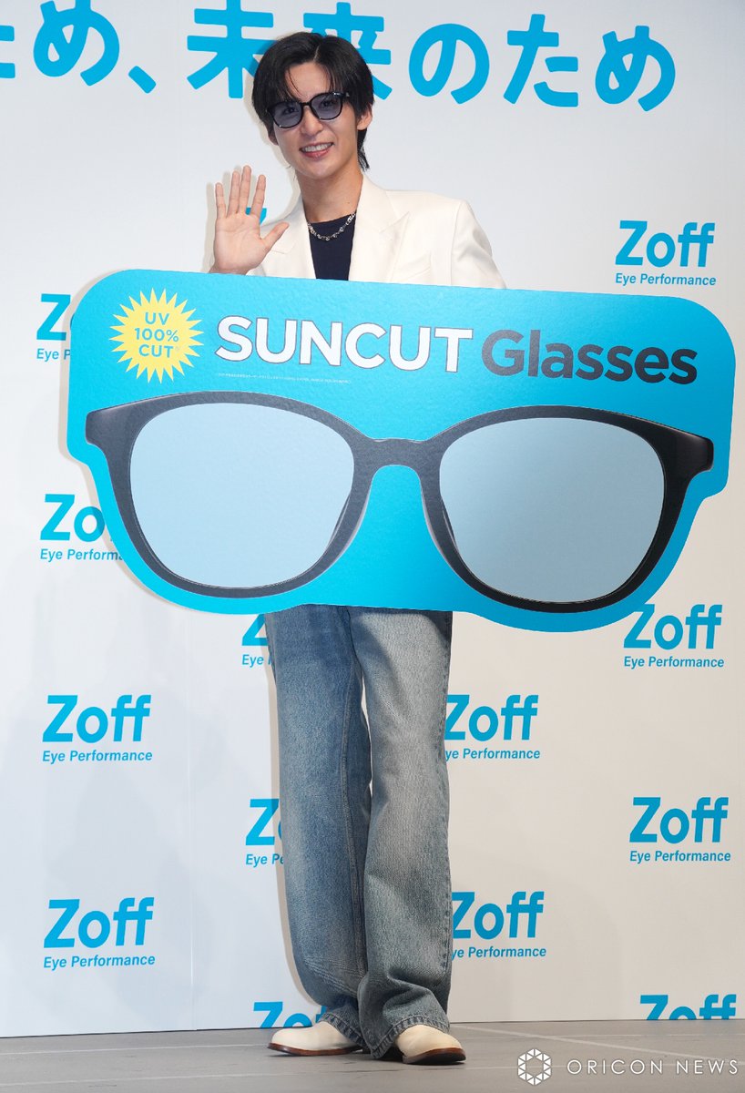 目黒蓮　Zoff　ポスター　B. Snow Man 目黒蓮「Zoff」グローバルブランドアンバサダーに就任！ 7月4