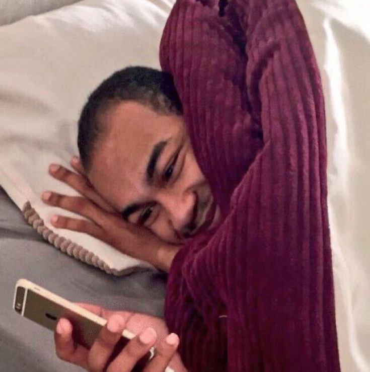 Watching all the Zohran Mamdani win posts from LA.
