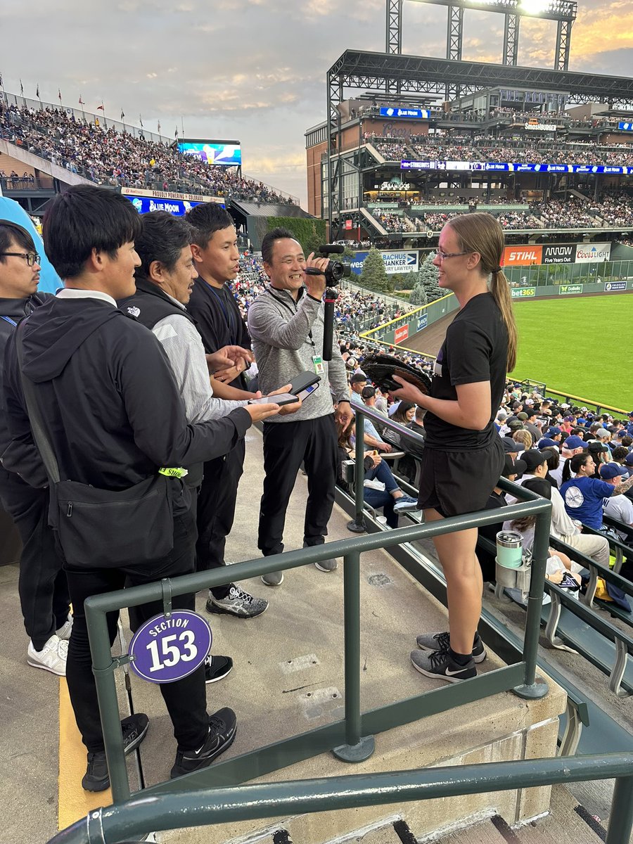 My daughter just caught Ohtani’s 300th homer between Japan &amp; MLB. Such a cool night. <a href="/MLB/">MLB</a> <a href="/MLBNetwork/">MLB Network</a> <a href="/espn/">ESPN</a> <a href="/harding_at_mlb/">Thomas Harding</a> <a href="/psaundersdp/">Patrick Saunders</a> <a href="/spillygoat19/">Ryan Spilborghs</a>