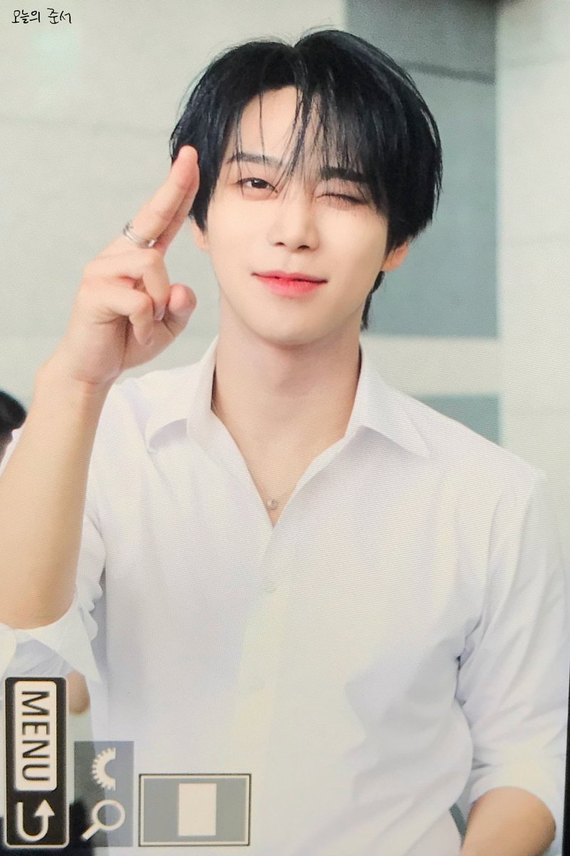 250625 일일팬매 프리뷰
고생해따아🫶🏻
#Double0ne #더블원
#BAE173 #비에이이173
#준서 #박준서 #PARKJUNSEO
<a href="/BAE173_official/">BAE173</a> <a href="/BAE173_member/">BAE173 Member</a>
