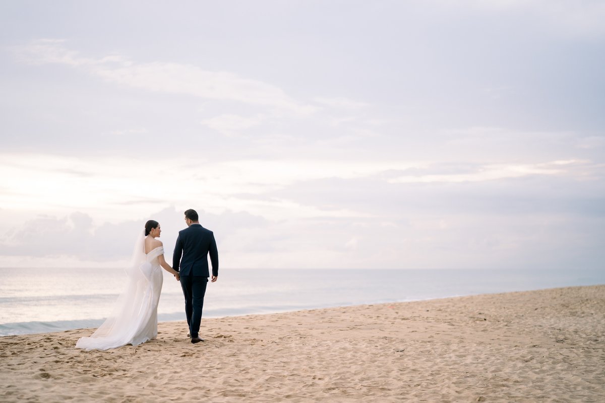 PhuketRomance's tweet photo. Hand in hand on the endless shore of Maikhao Beach. A timeless walk to start forever at Renaissance Phuket. 

#beachwedding #phuketwedding #weddinginthailand #yourphuketromance https://t.co/gIkNKOgQ75