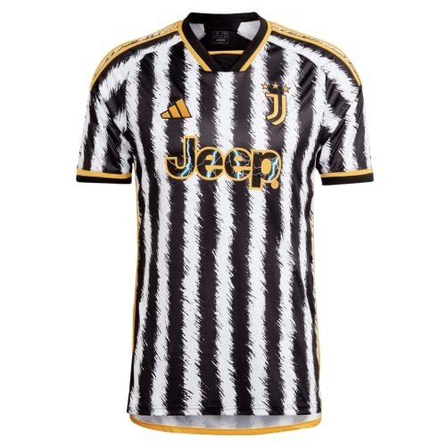SoccerImp's tweet photo. 📷📷 The Club World Cup is heating up, and you know what that means: it's time to show your true colors! 📷 https://t.co/Q2ScE4vdfA