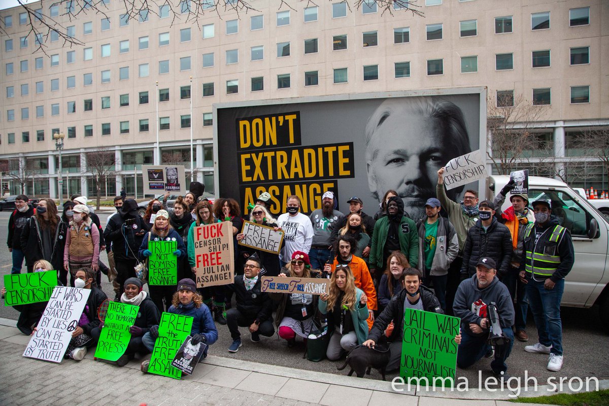 Seattle4Assange tweet media