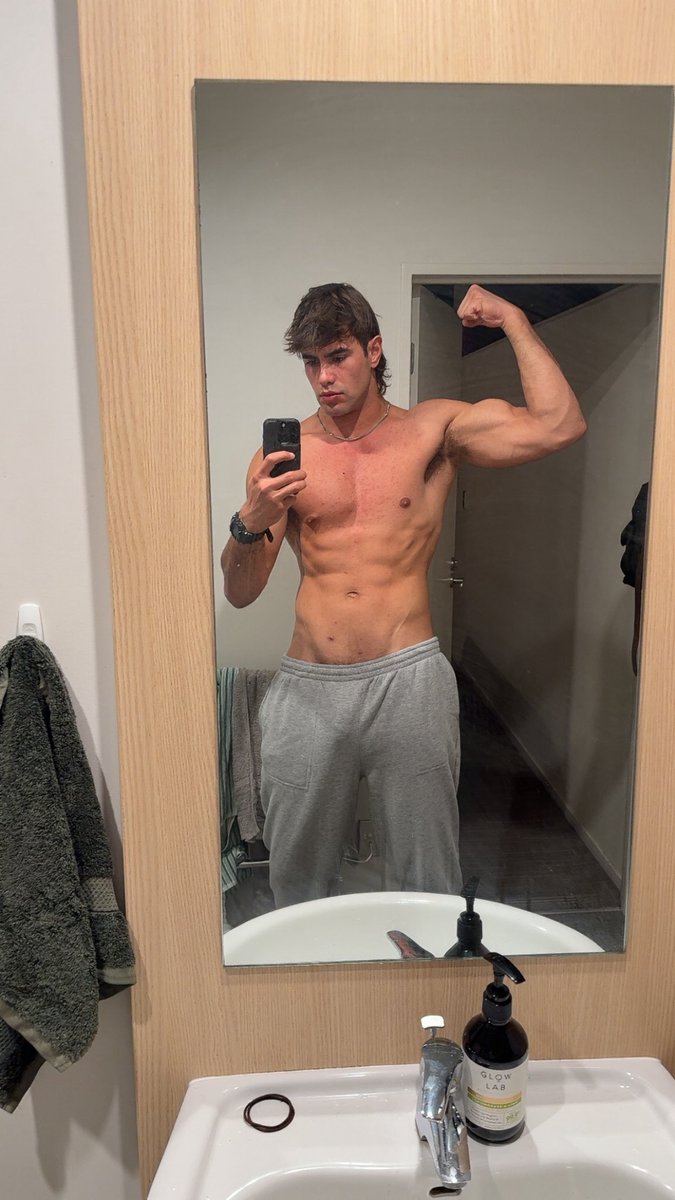 Getting these bad boys bigger 💪🏽