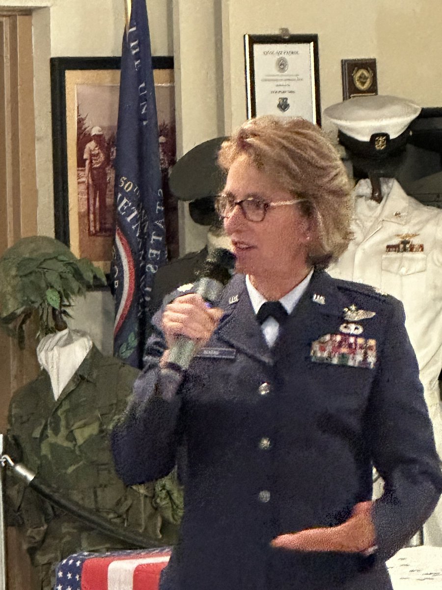 Wendy Rogers (@wendyrogersaz) on Twitter photo Great to be on <a href="/JeffOravits/">Jeff Oravits</a> show today in Flagstaff AZ!
talkwithjeff.podbean.com/e/senator-wend… Great to be on <a href="/JeffOravits/">Jeff Oravits</a> show today in Flagstaff AZ!
talkwithjeff.podbean.com/e/senator-wend…