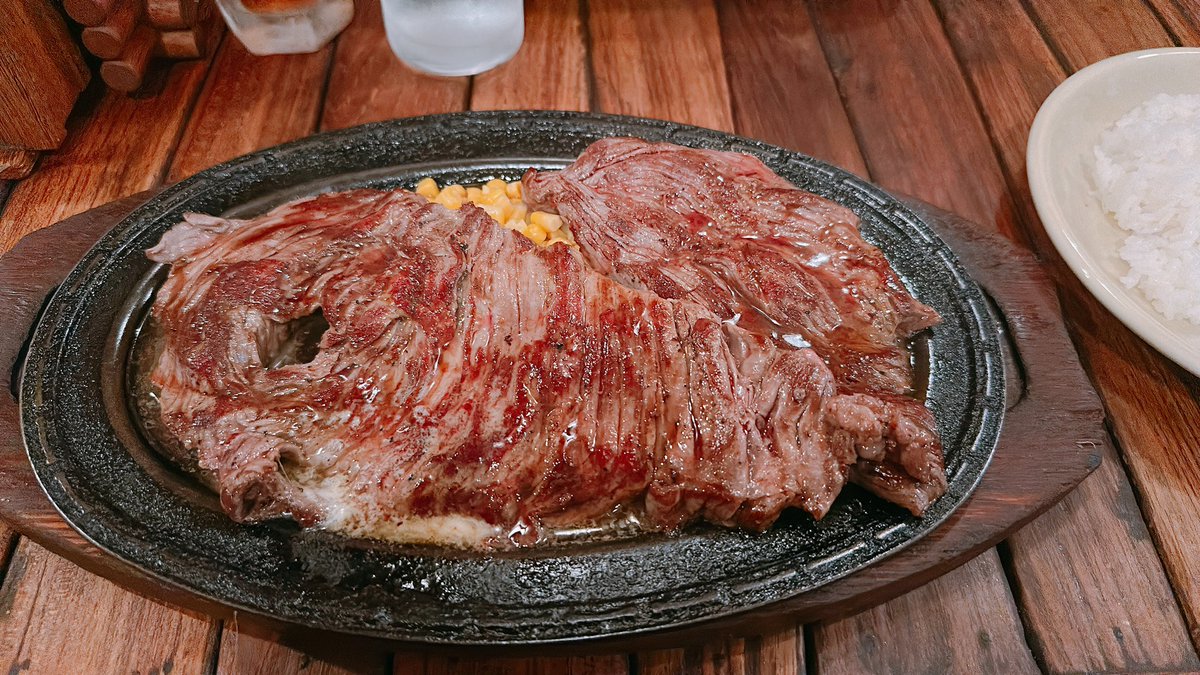 Roen_Freesia's tweet photo. これは先週食べた肉🥩 https://t.co/lFw6tqi2nI