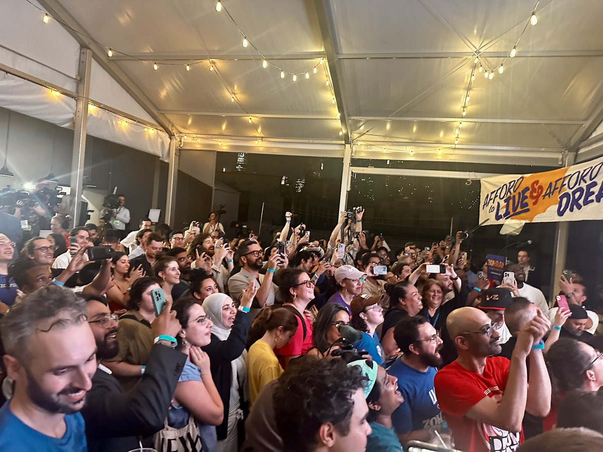 Asad🗽🍎 tweet media