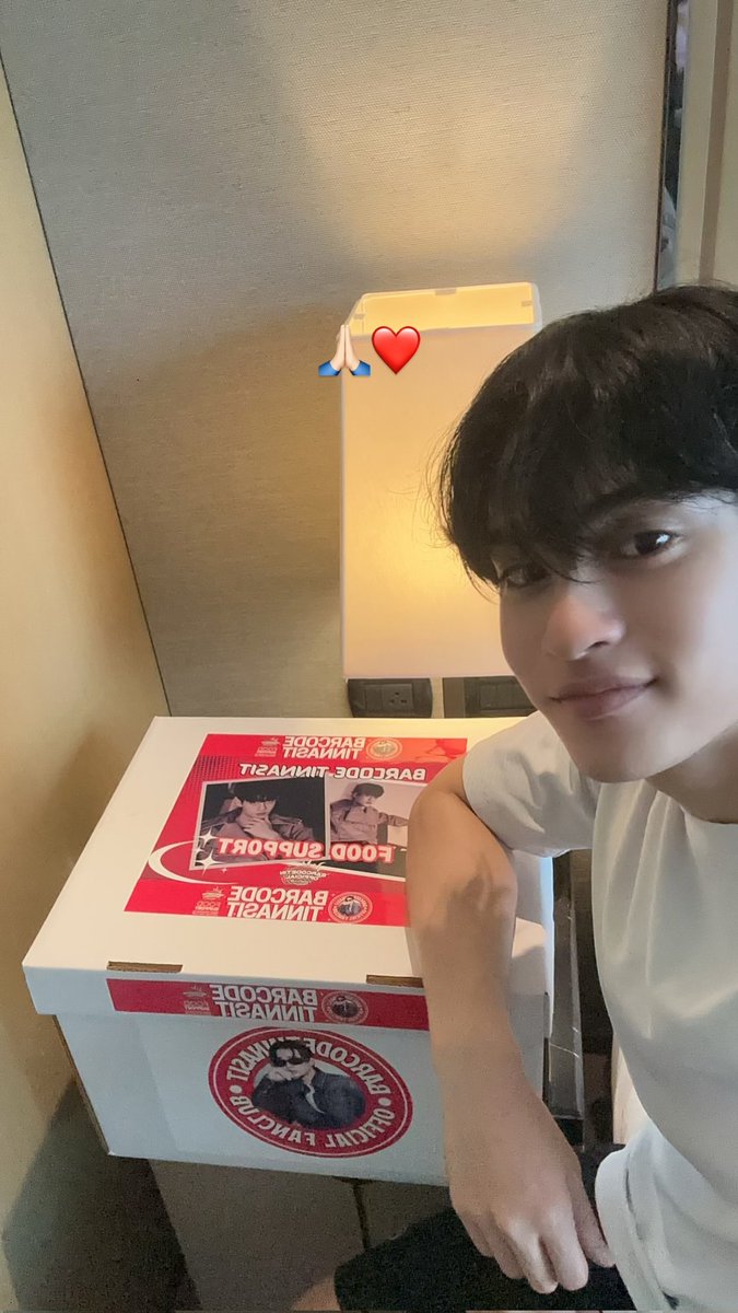 BARCODETlN's tweet photo. อาหารคลีนอร่อยมากเลยครับ ผมกินหมดเลย, 555. ขอบคุณนะครับบ มีแรงใจและกายในการทำงาน. 🙏🏻❤️ https://t.co/reF3fZRLtJ