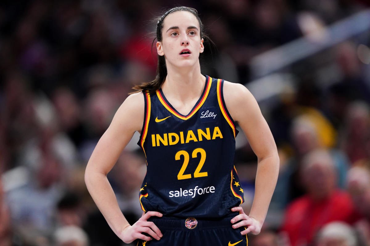 Clark Coverage (@clarkcoverage) on Twitter photo Caitlin Clark vs. Seattle Storm🚨
▫️6 PTS
▫️2 REB
▫️9 AST
▫️3 STL
▫️23.1 FG%
Despite Clark’s scoring drought, the Fever take down the Storm 94-86
📸: <a href="/IndianaFever/">Indiana Fever</a> | #WNBA Caitlin Clark vs. Seattle Storm🚨
▫️6 PTS
▫️2 REB
▫️9 AST
▫️3 STL
▫️23.1 FG%
Despite Clark’s scoring drought, the Fever take down the Storm 94-86
📸: <a href="/IndianaFever/">Indiana Fever</a> | #WNBA