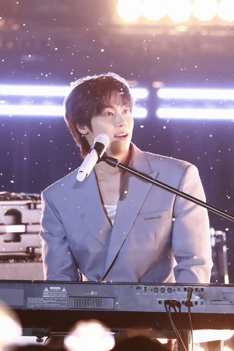 CattiovO's tweet photo. ૮ ´͈ ᗜ `͈ ა♡

250605 음중

#엔플라잉 #NFlying #이승협 #LeeSeungHyub https://t.co/uAwhWKipPI