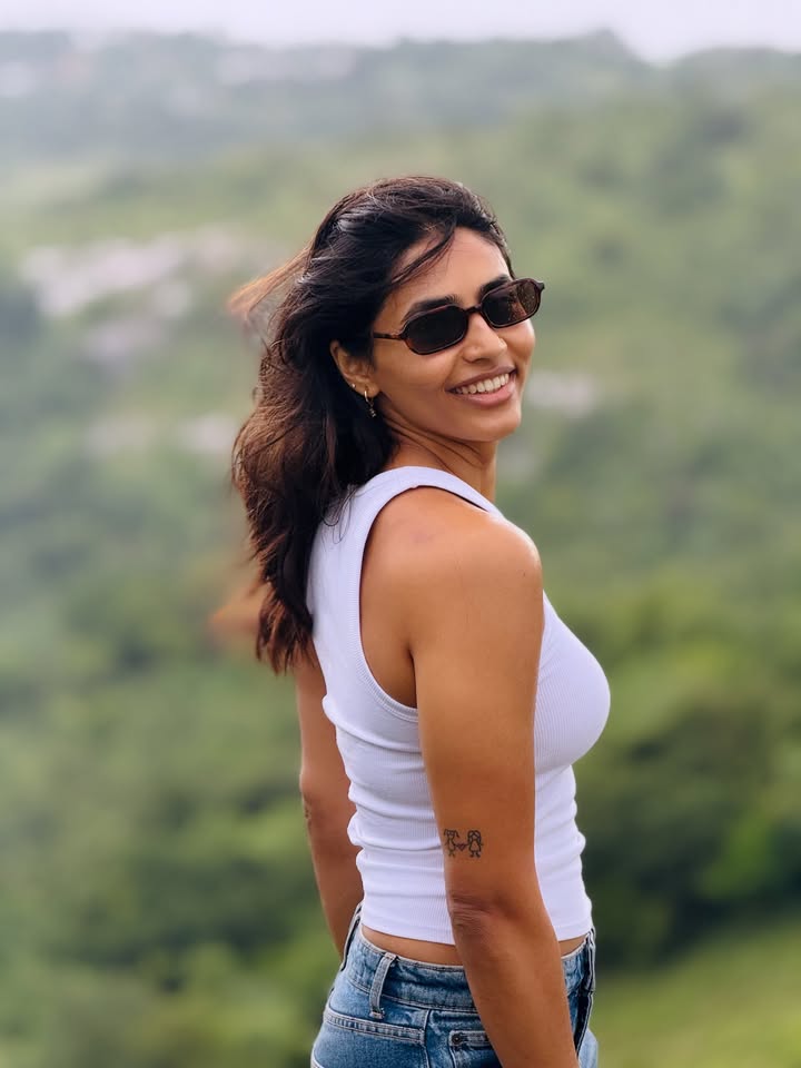 govtjobsalert26's tweet photo. 🎯 #SapthamiGowdaThread

#SapthamiGowda New Look https://t.co/XoI6pu0Nqr