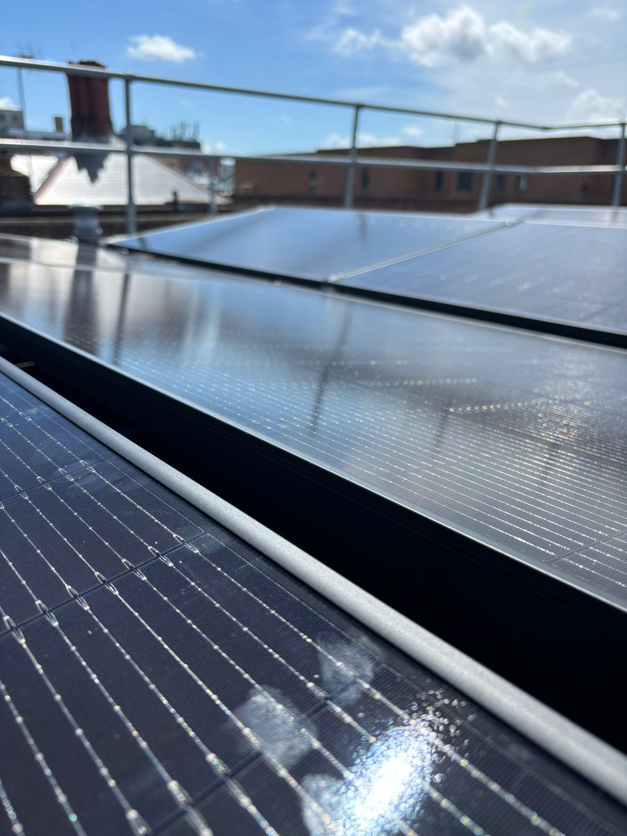 NpsSolution's tweet photo. ☀️ Another sunny day, another powerful install in Southampton! Our team just completed this stunning system near NPS HQ. 📞 Ready to switch to solar? Let’s chat → 02380 777555 #SouthamptonSolar #NPSInstall #SolarPanelsUK #NextPowerSolution #CitySolar #SolarEnergy https://t.co/lCOTK1CqOt