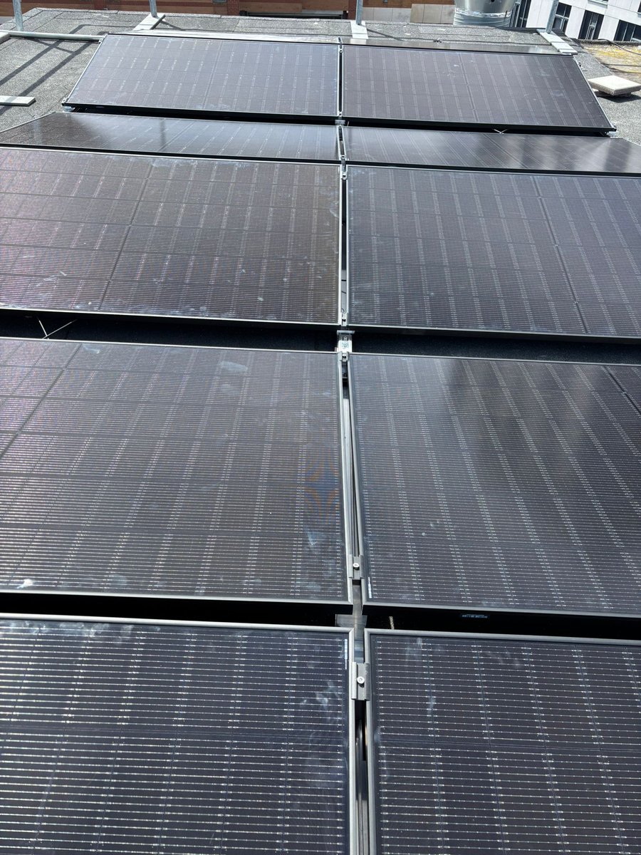 NpsSolution's tweet photo. ☀️ Another sunny day, another powerful install in Southampton! Our team just completed this stunning system near NPS HQ. 📞 Ready to switch to solar? Let’s chat → 02380 777555 #SouthamptonSolar #NPSInstall #SolarPanelsUK #NextPowerSolution #CitySolar #SolarEnergy https://t.co/lCOTK1CqOt