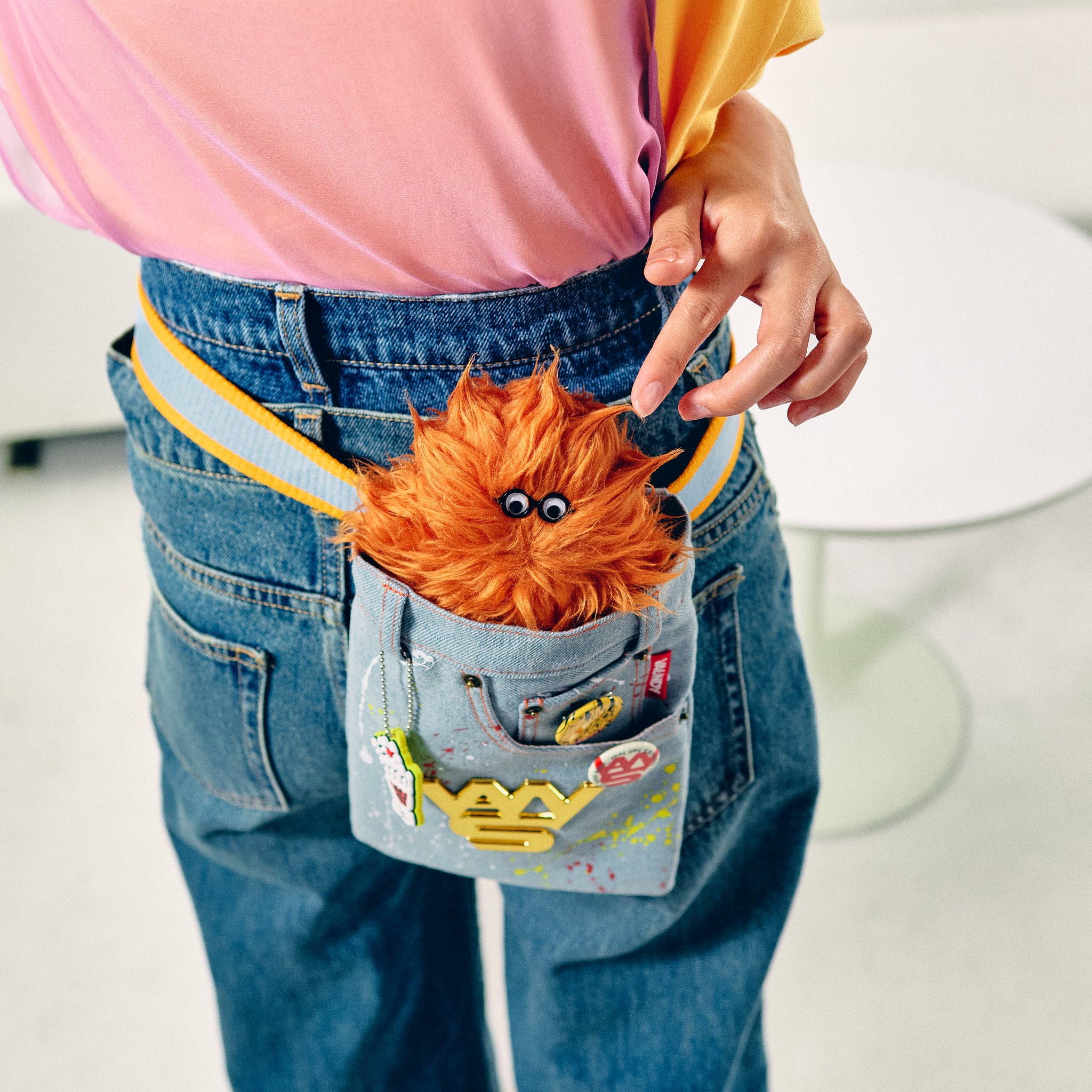 ミュージシャン Mascot Keychain \"little punk\" vaundy 商品詳細ページ | Vaundy ONLINE STORE | Mascot Keychain