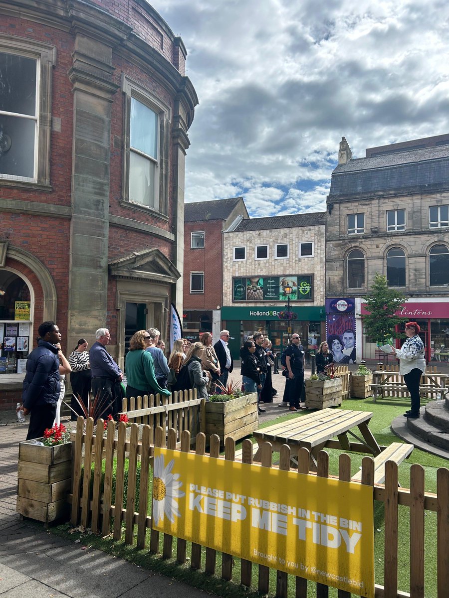 We Are Staffordshire (@wearestaffs) on Twitter photo Another brilliant #Staffordshire Ambassador event in Newcastle-under-Lyme yesterday!
๐๏ธ Regeneration insights โ๏ธ
๐๏ธ Town tour โ๏ธ
๐ค Inspiring connections โ๏ธ
Big thanks to all our speakers and supportersโgreat energy and so much happening across the county! #WeAreStaffordshire Another brilliant #Staffordshire Ambassador event in Newcastle-under-Lyme yesterday!
๐๏ธ Regeneration insights โ๏ธ
๐๏ธ Town tour โ๏ธ
๐ค Inspiring connections โ๏ธ
Big thanks to all our speakers and supportersโgreat energy and so much happening across the county! #WeAreStaffordshire